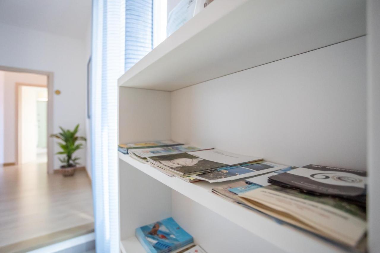 Appartamento Moderno Con Vista Mare Кастельсардо Экстерьер фото