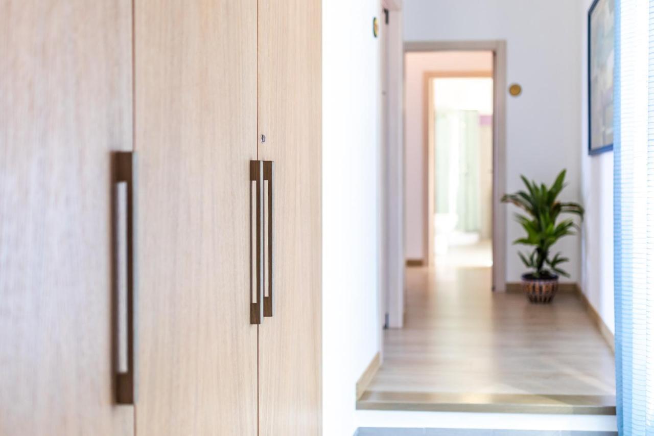 Appartamento Moderno Con Vista Mare Кастельсардо Экстерьер фото