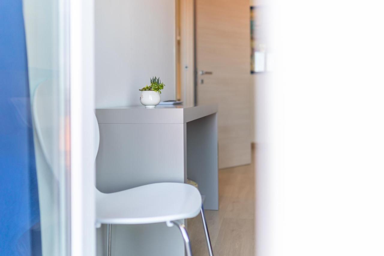 Appartamento Moderno Con Vista Mare Кастельсардо Экстерьер фото